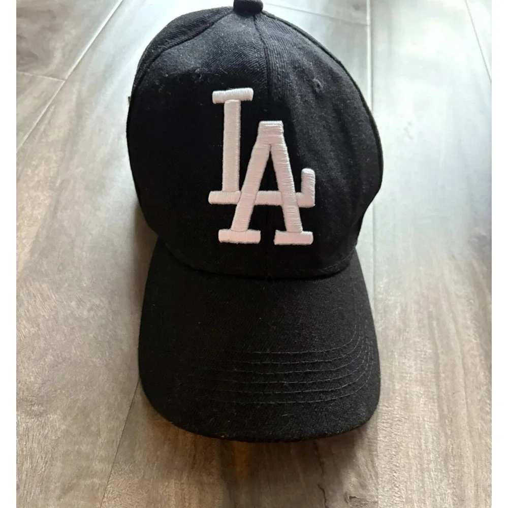 LA Dodgers Hat Cap Black & white,‎ Los Angelos , One Size